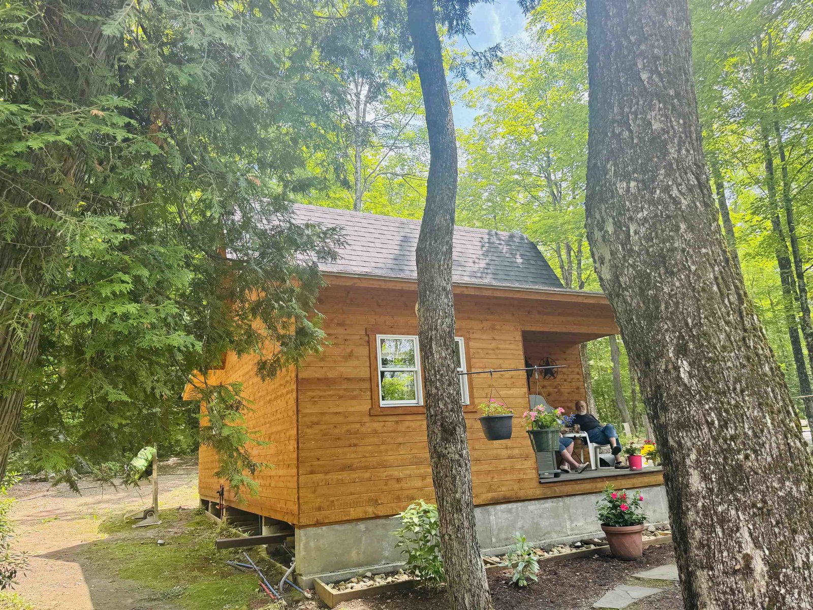27 Birch Point S. Road