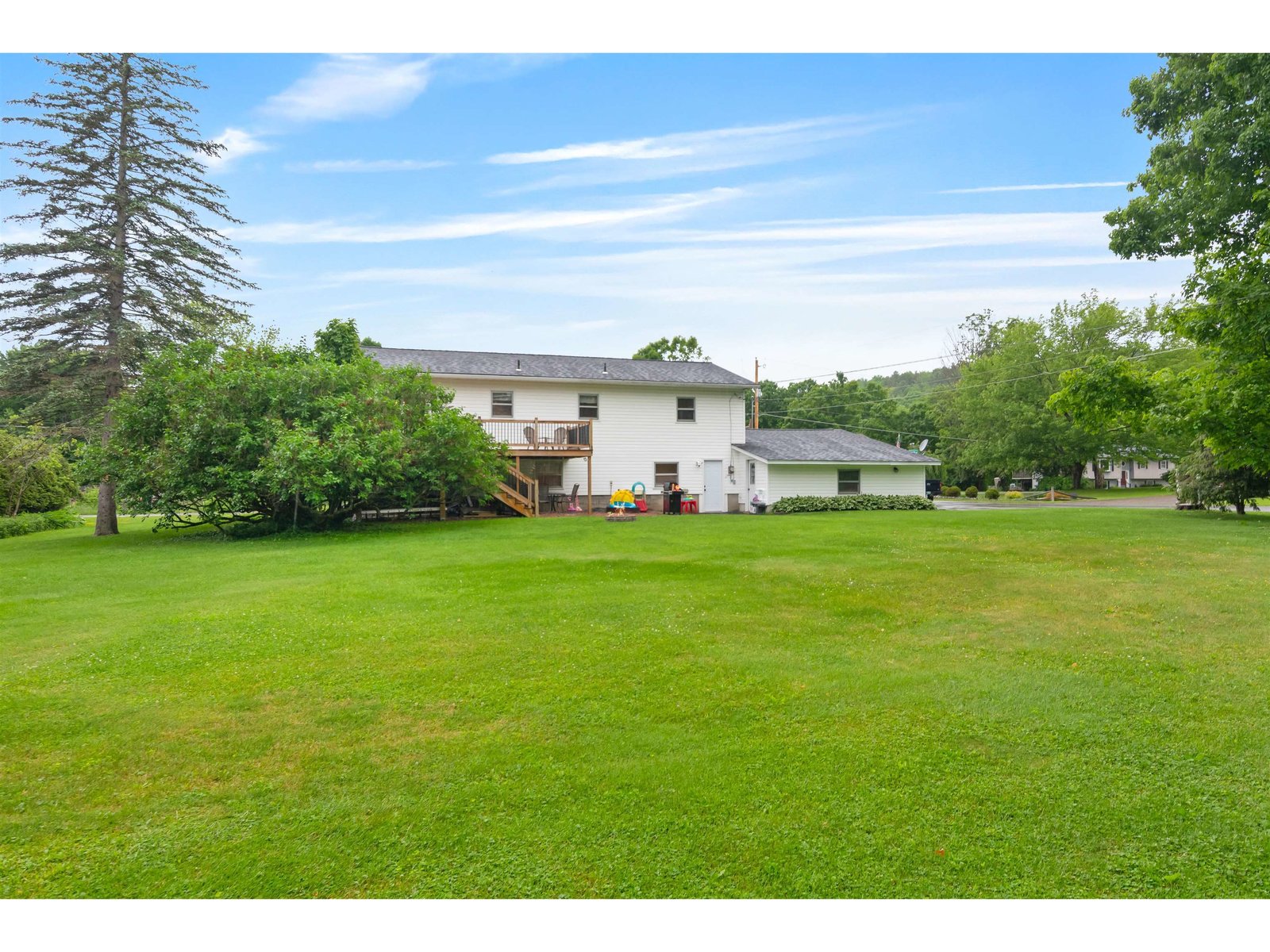 27 Brookside Drive
