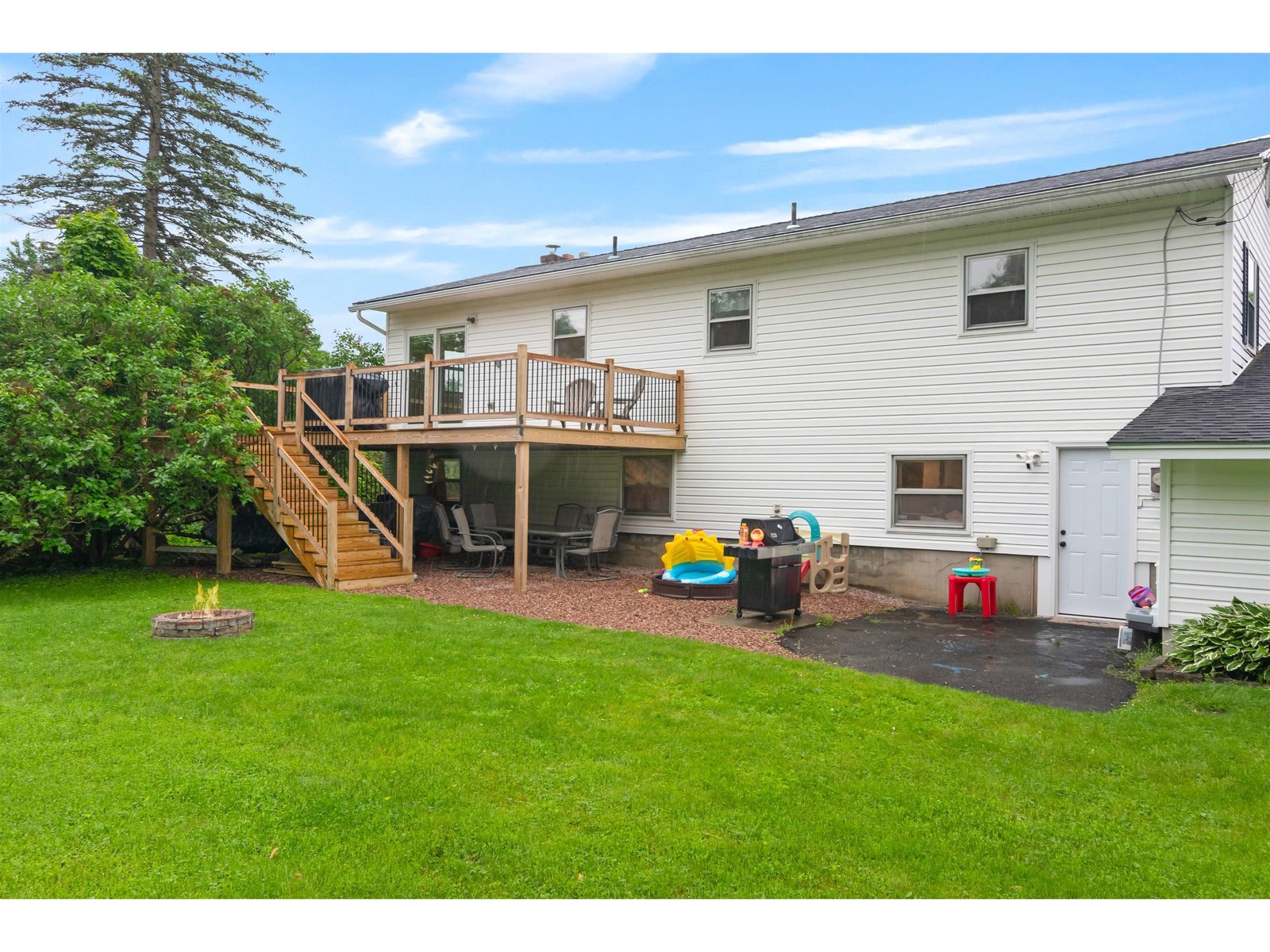 27 Brookside Drive