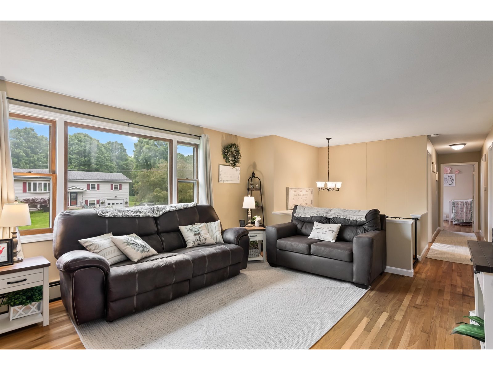 27 Brookside Drive