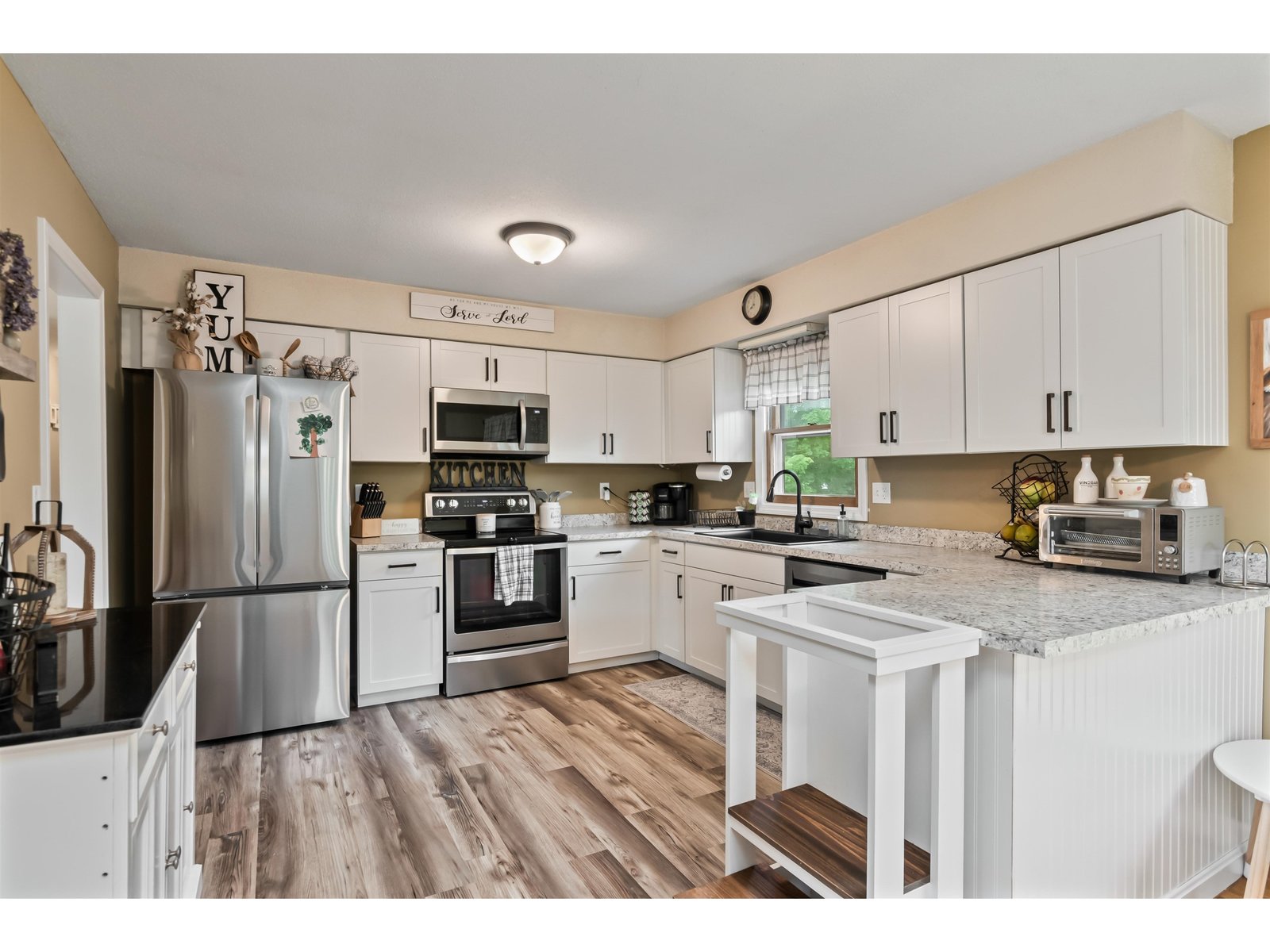 27 Brookside Drive