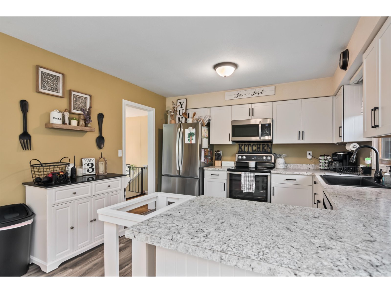 27 Brookside Drive