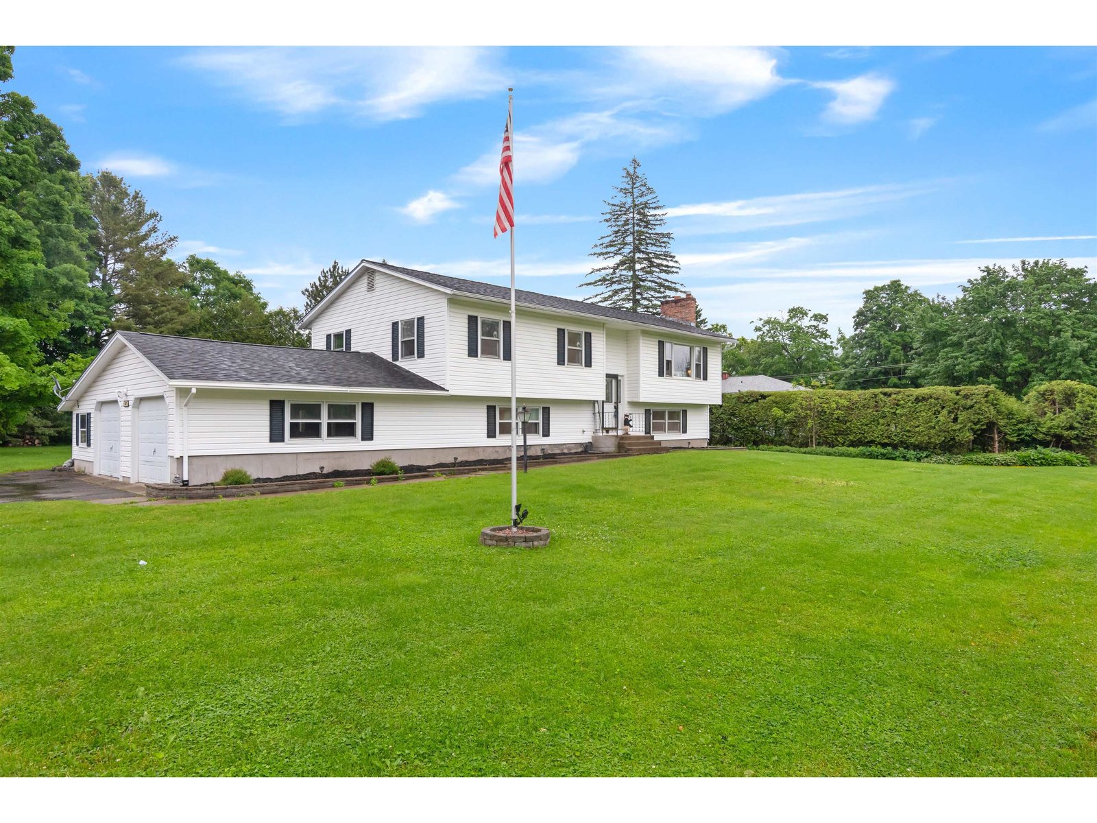 27 Brookside Drive