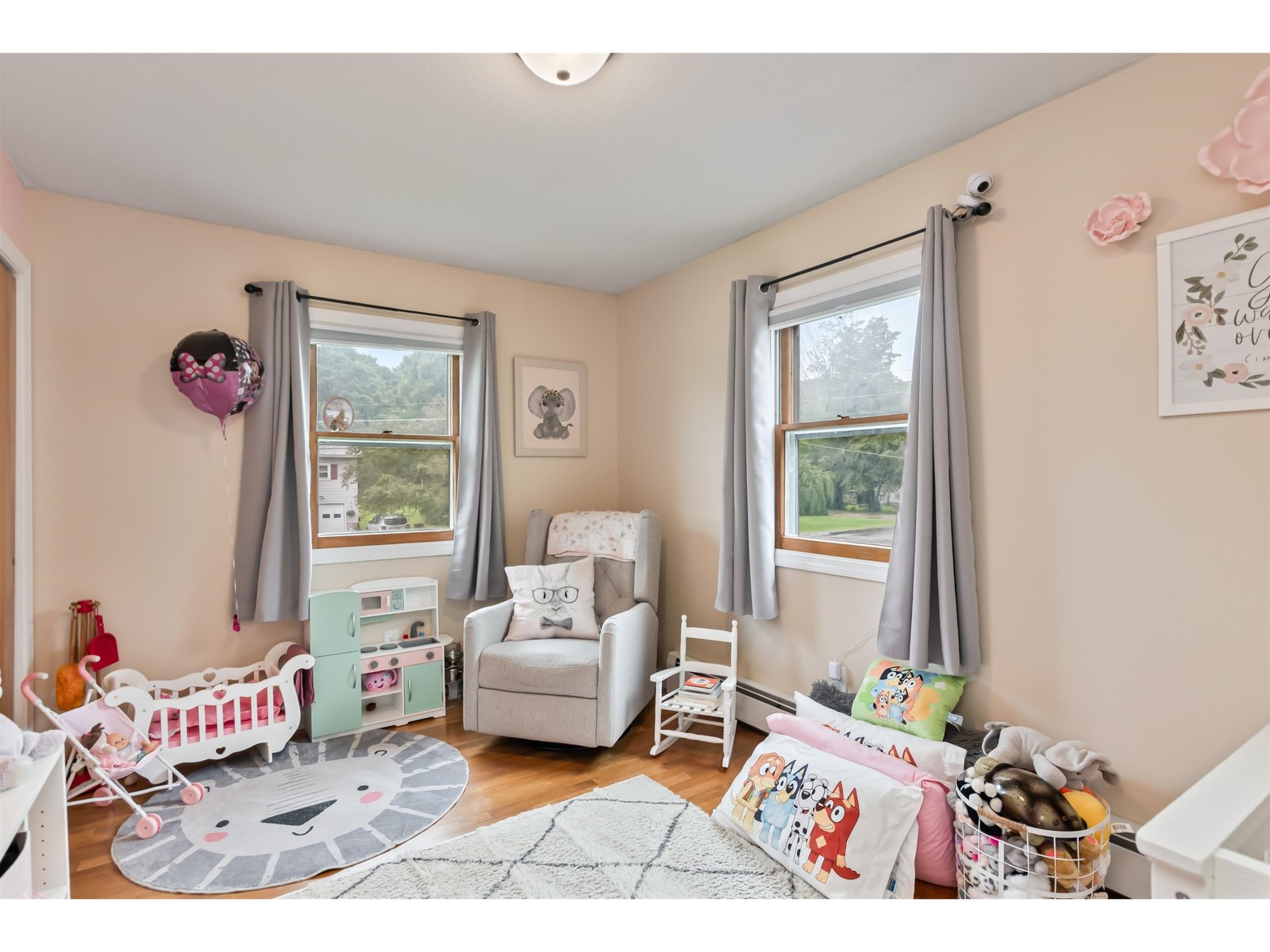 27 Brookside Drive