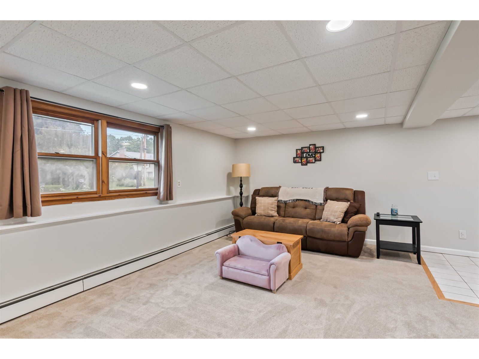 27 Brookside Drive