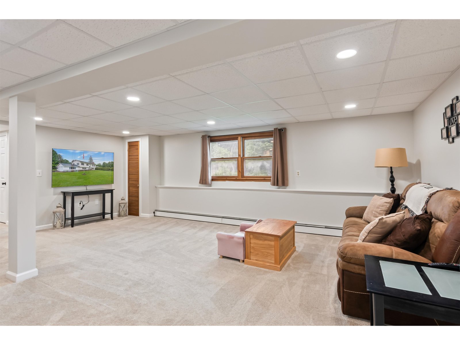 27 Brookside Drive