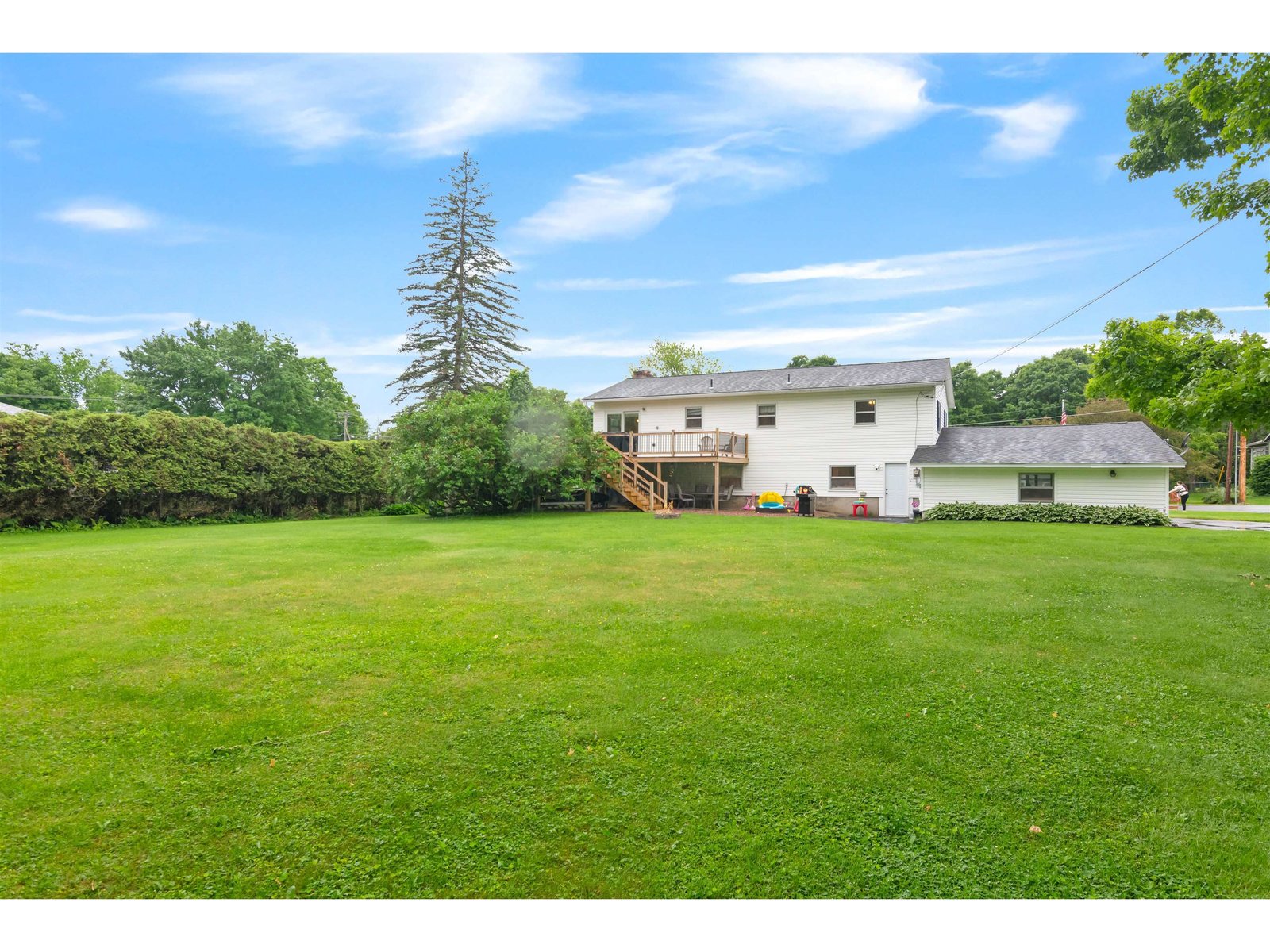 27 Brookside Drive