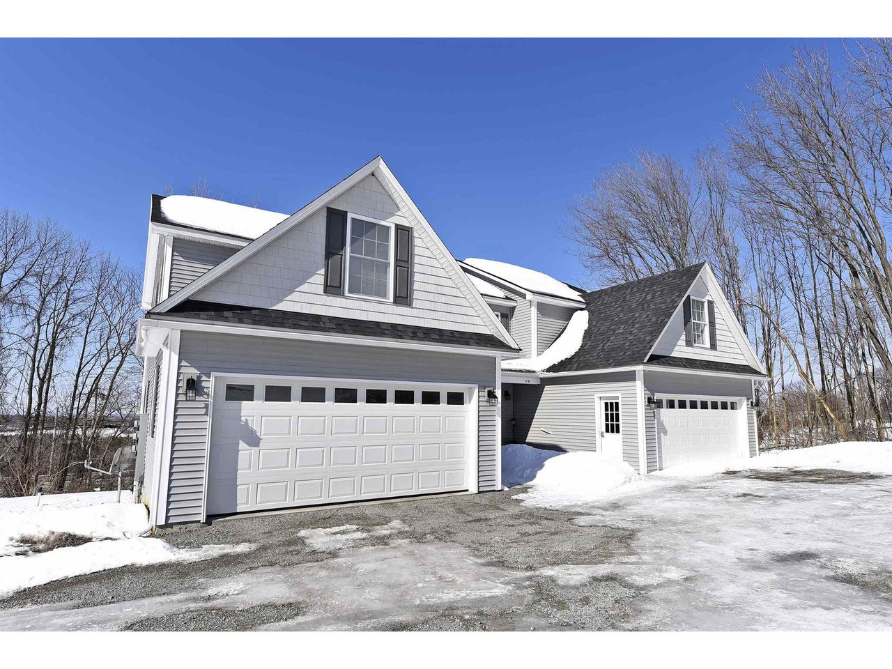 27 Cedar Hill Drive, Unit 101