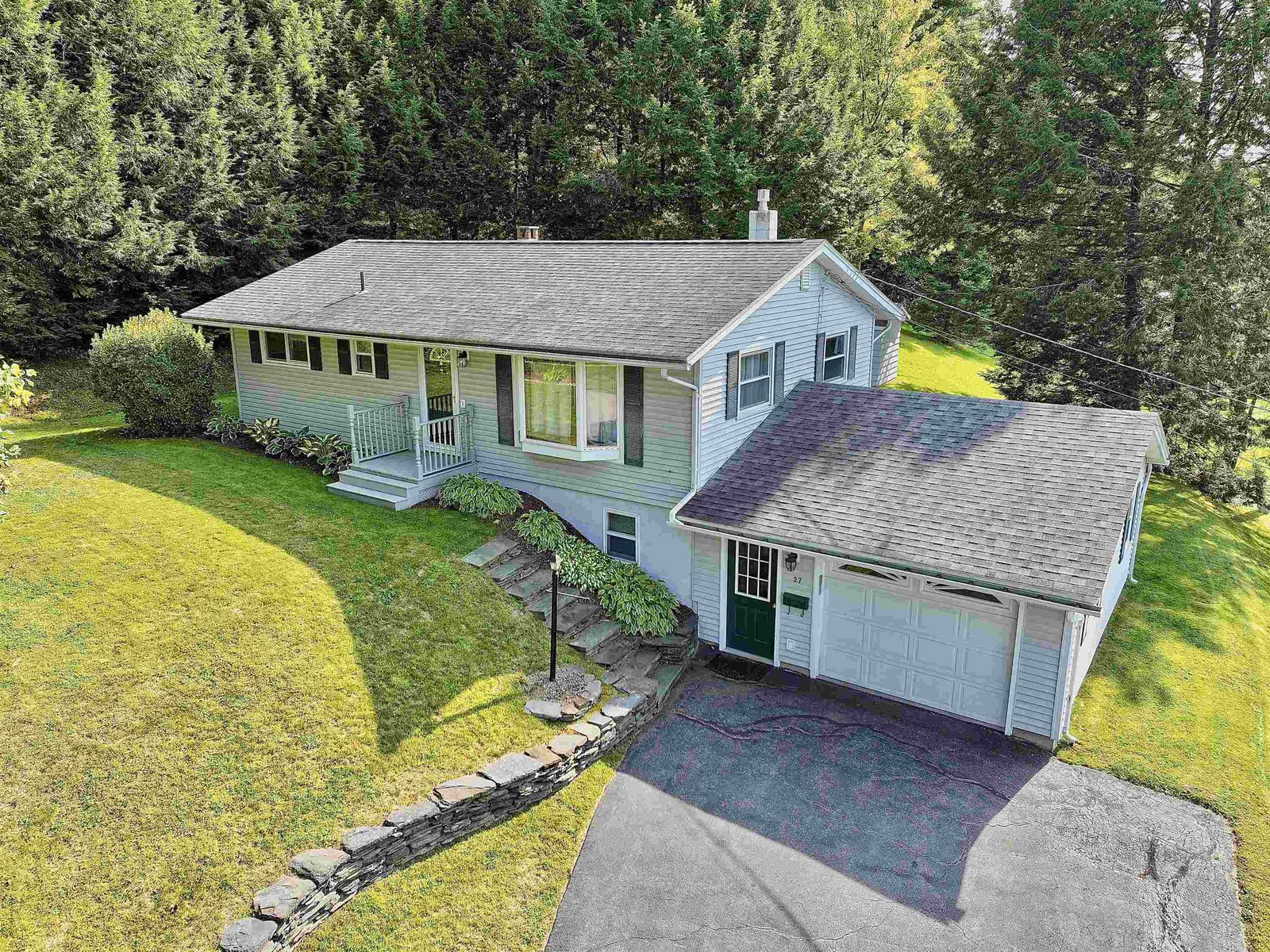 27 Downes Avenue