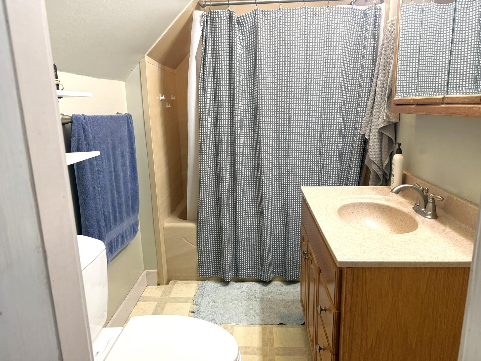 27 Good Place, Unit 76.2