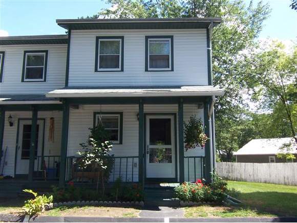 27 H Maple ST, Unit H