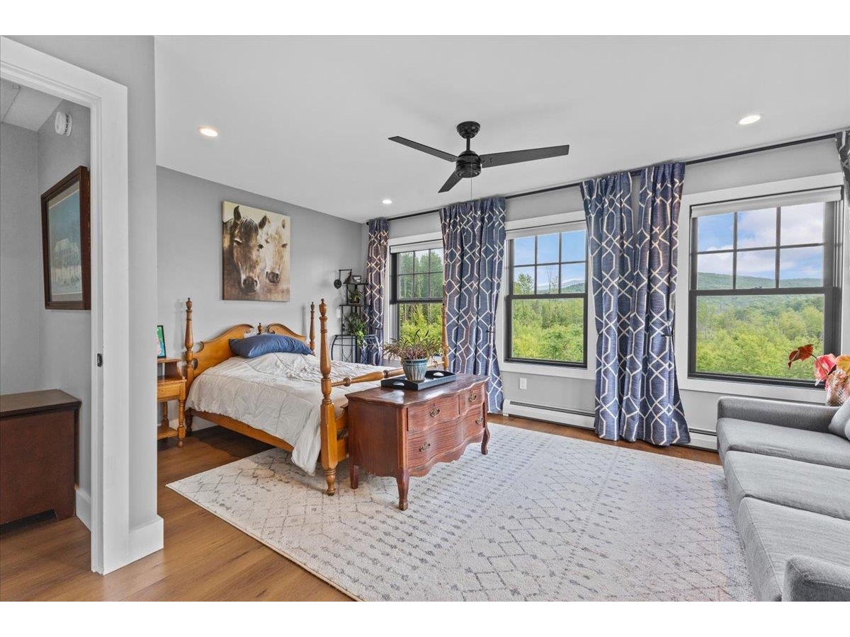 27 Hidden View Road