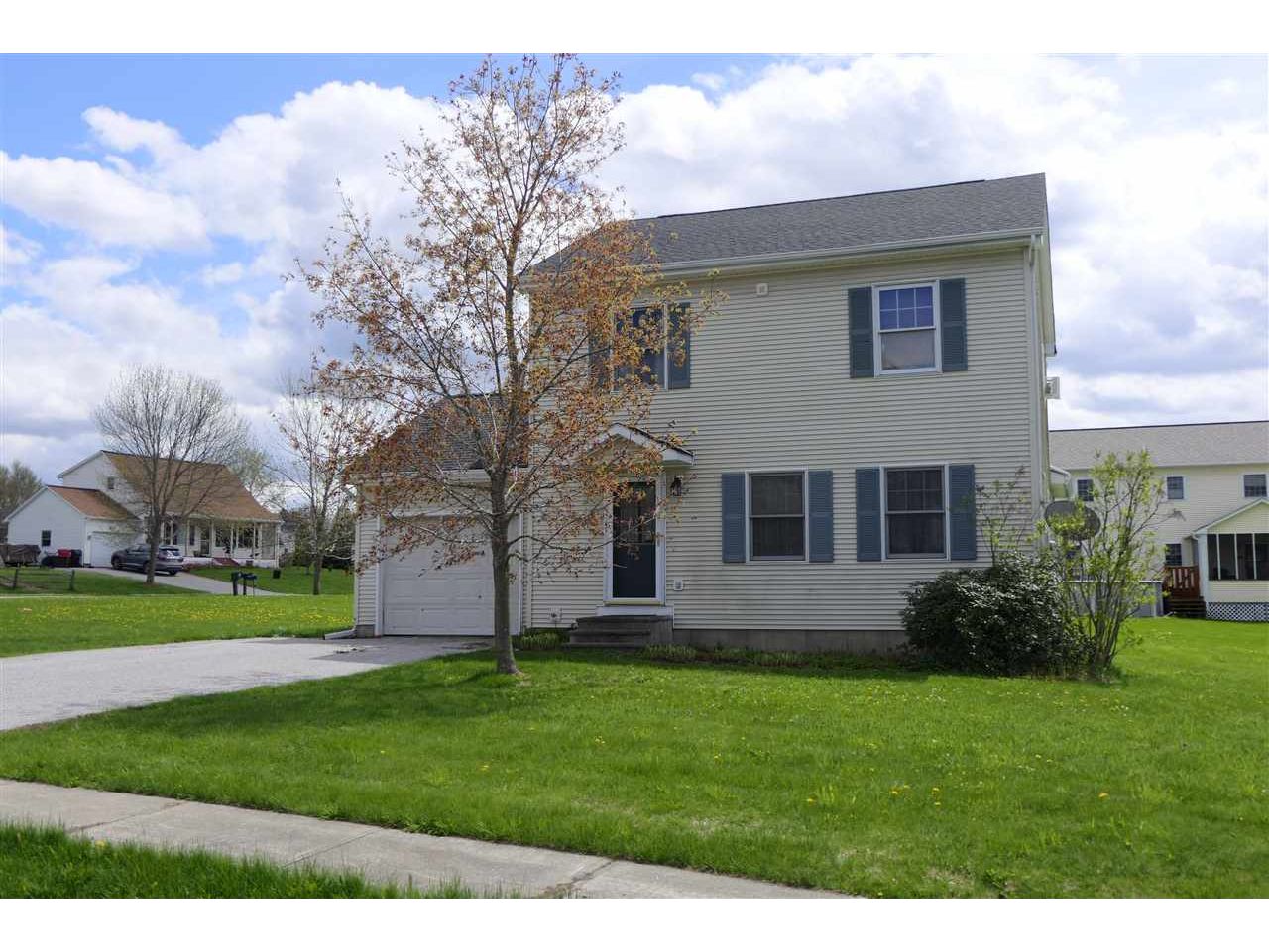 27 Hunting Ridge Lane