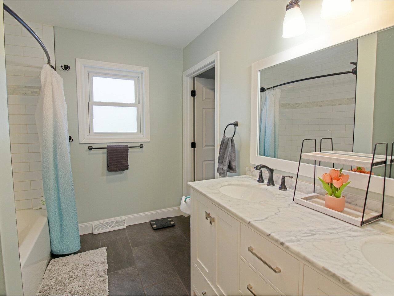 Double Vanity