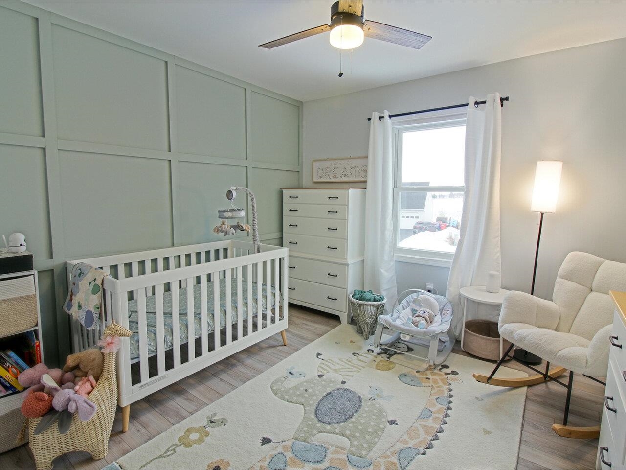 Adorable Guest Bedroom