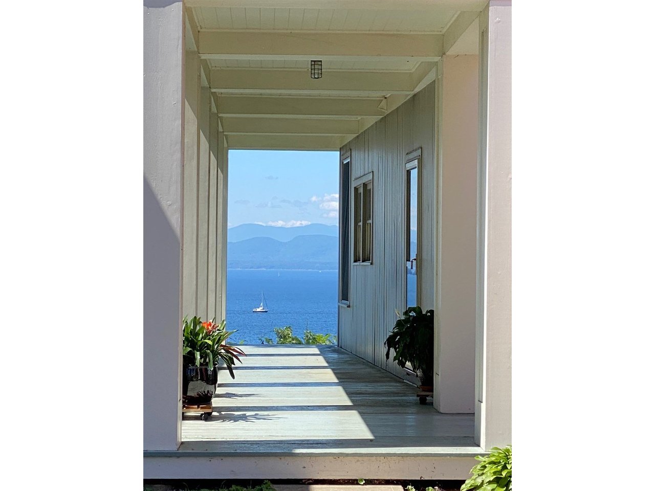 27 Lakeview Terrace