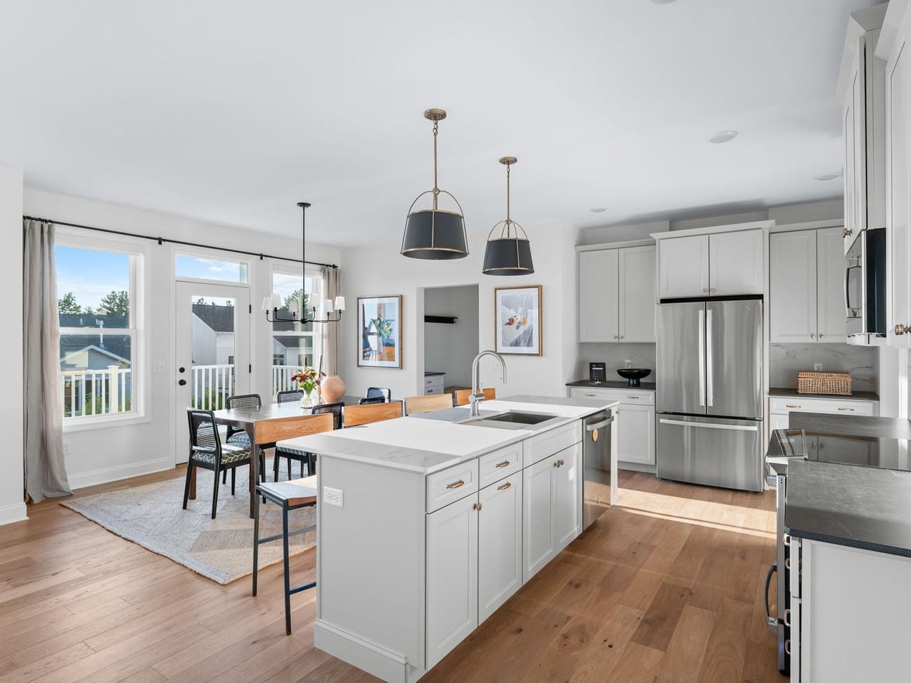 Open Kitchen & Dining Area