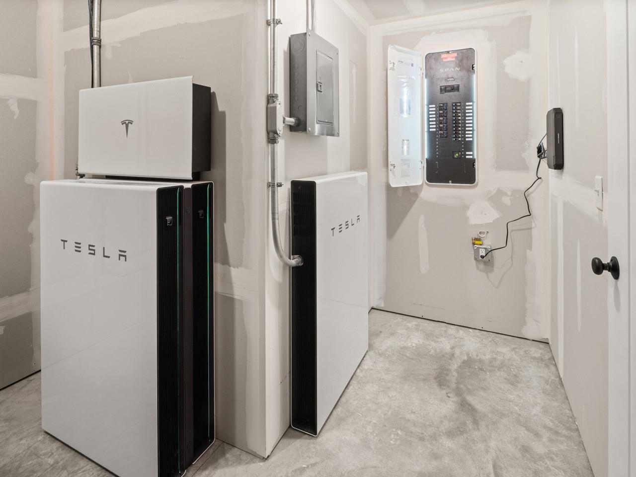Solar & Battery Resiliency