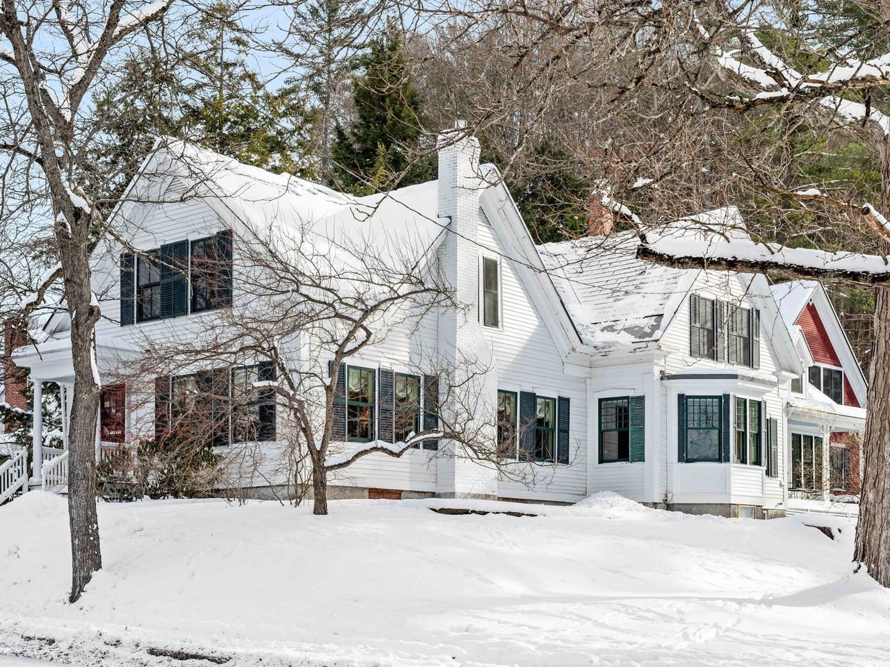 27 Loomis Street