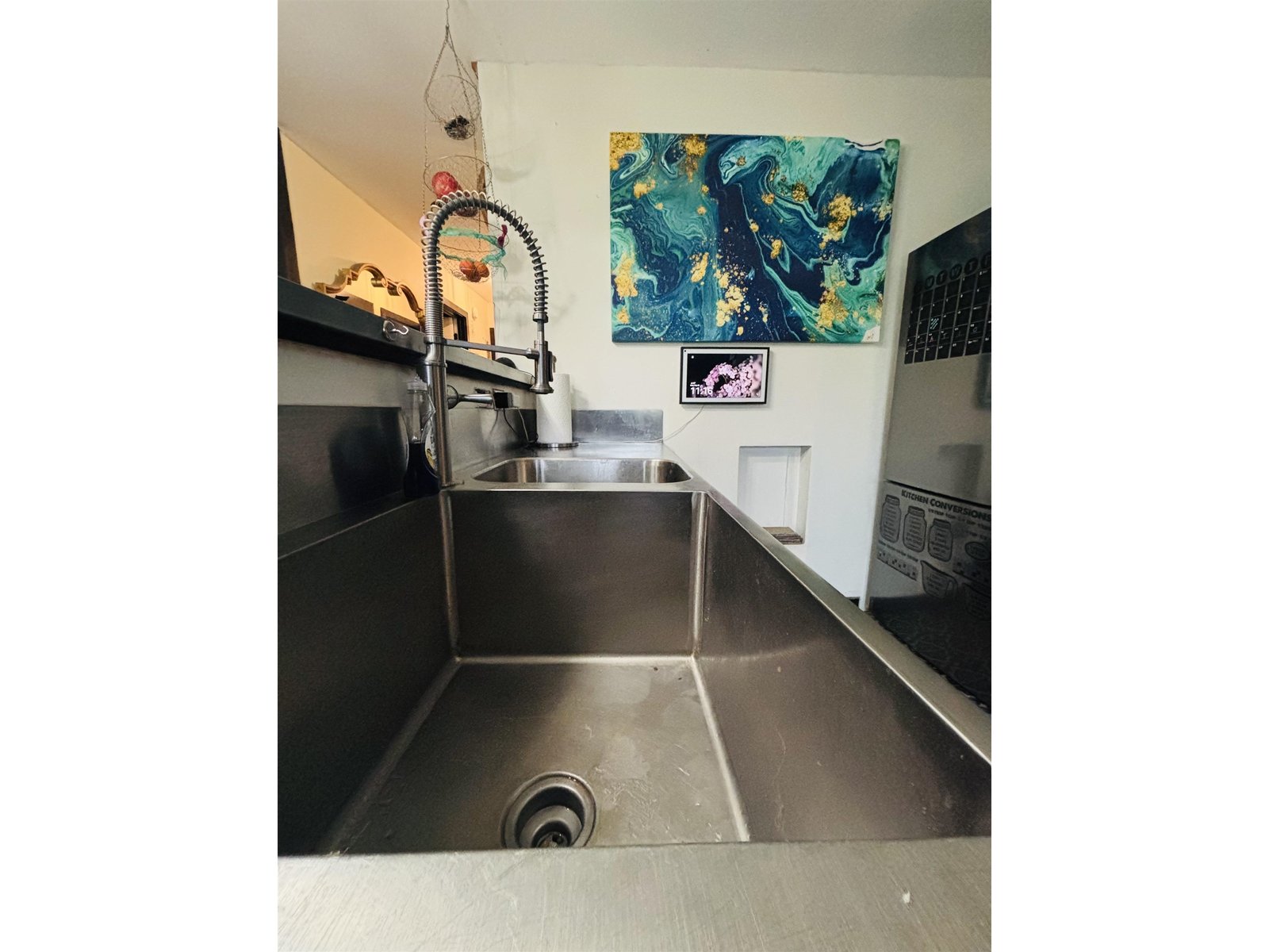 Kitchen Sink