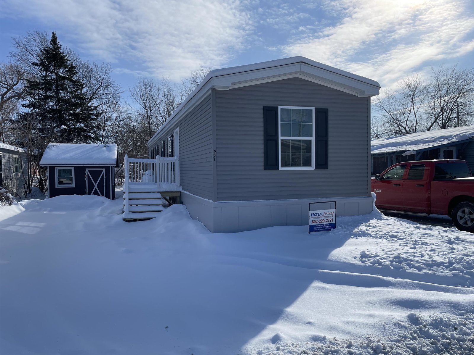 27 Pecor Avenue