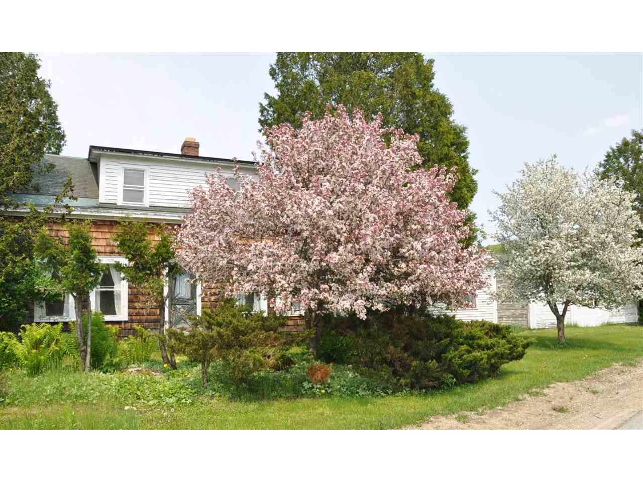 27 Robbins Crossroad
