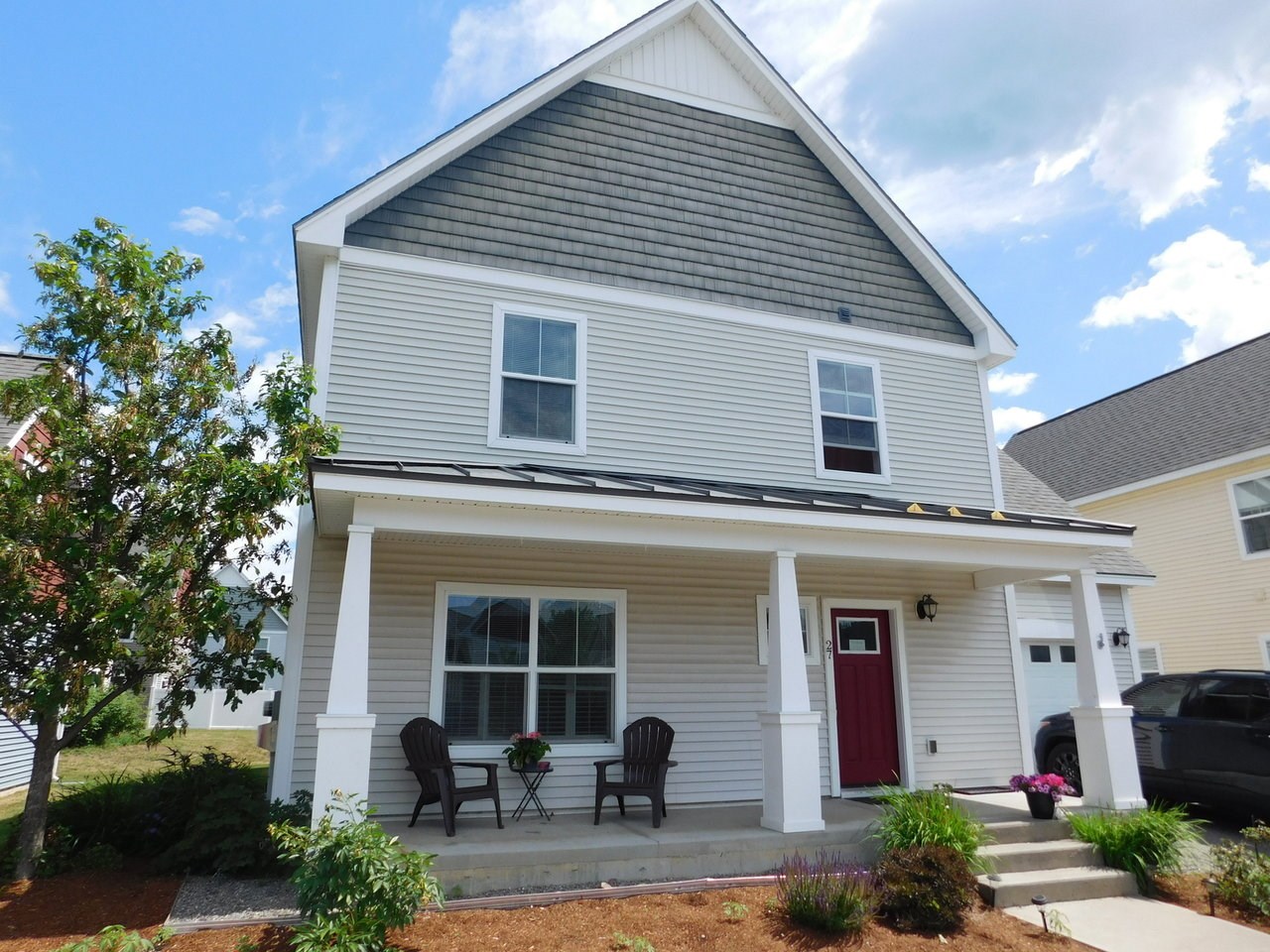 27 Roscoe Court