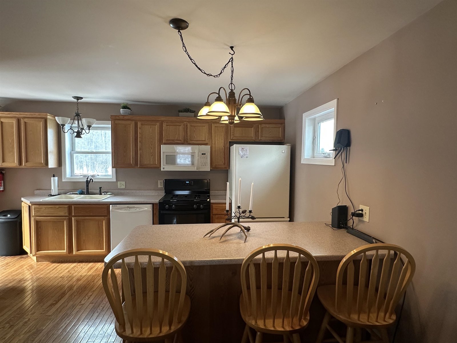1st Floor Master Bedroom