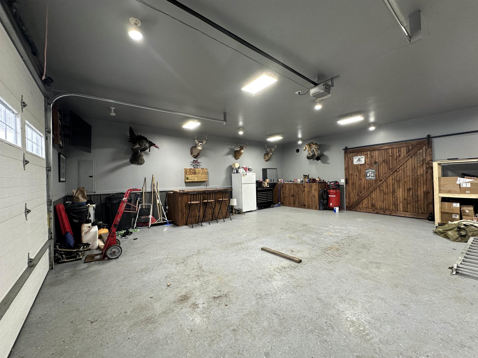 2nd Floor Entry