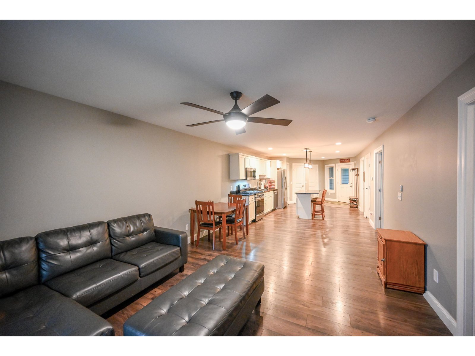 27 Willys Lane, Unit 101