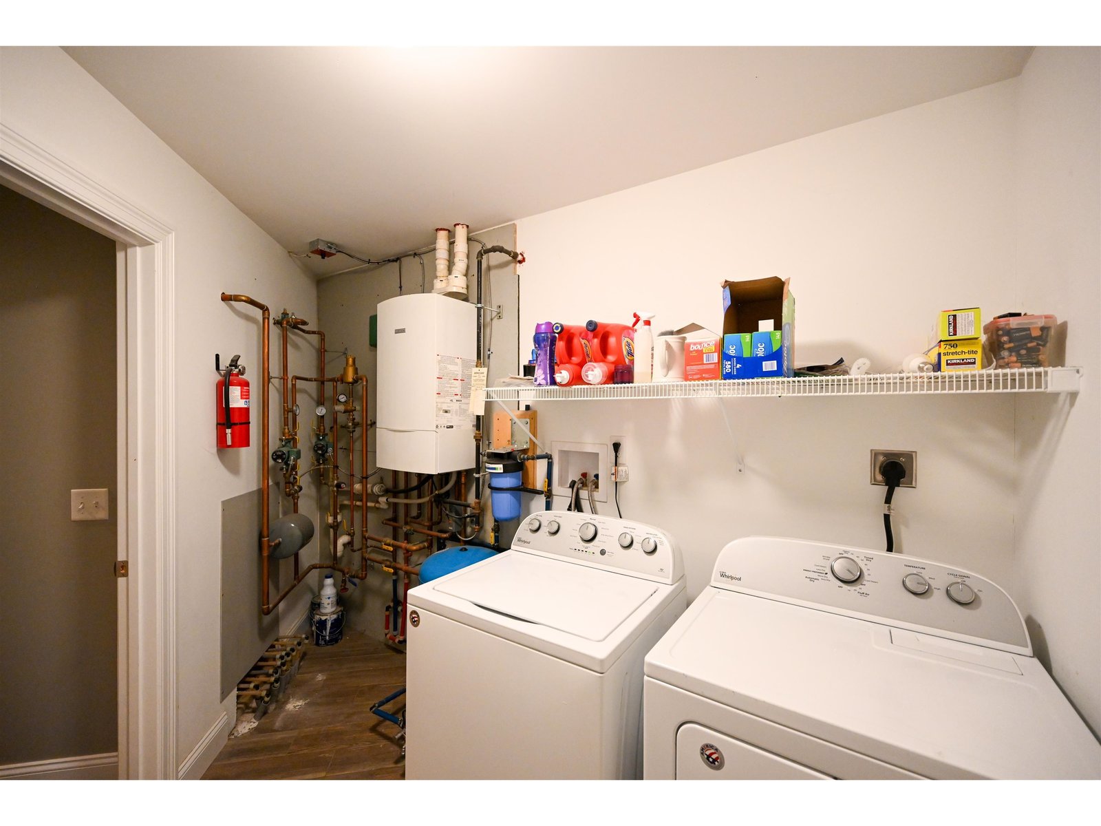 27 Willys Lane, Unit 101