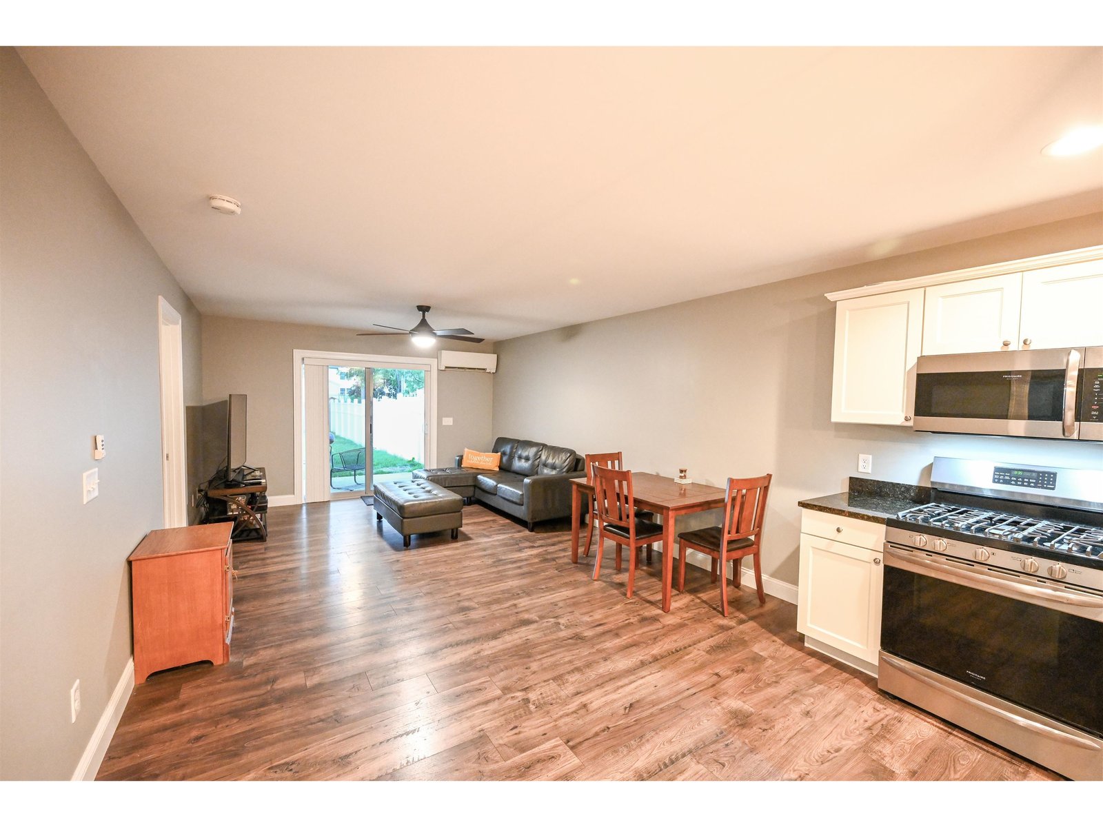 27 Willys Lane, Unit 101
