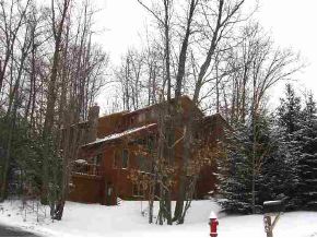27 WOODS END Dr