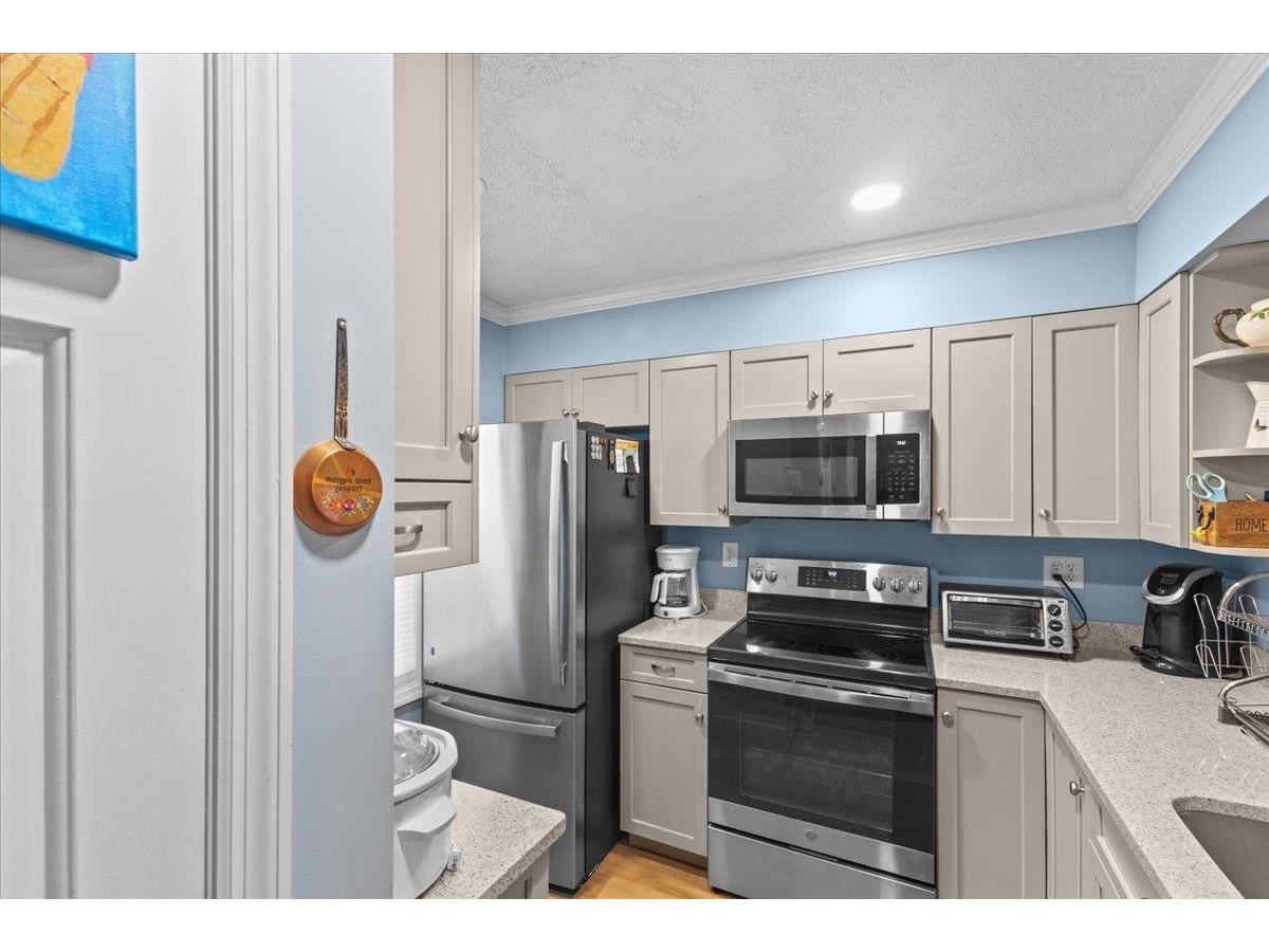 270 Eastview Circle