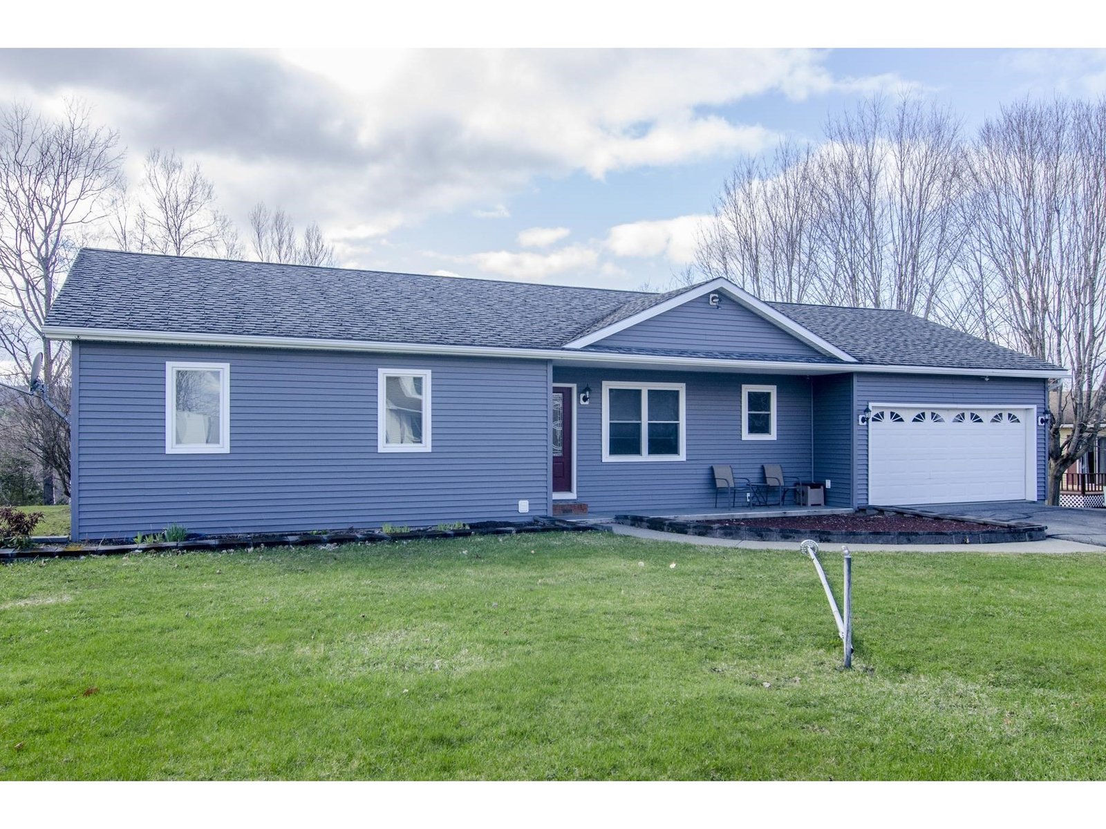 270 Memphremagog Views Street