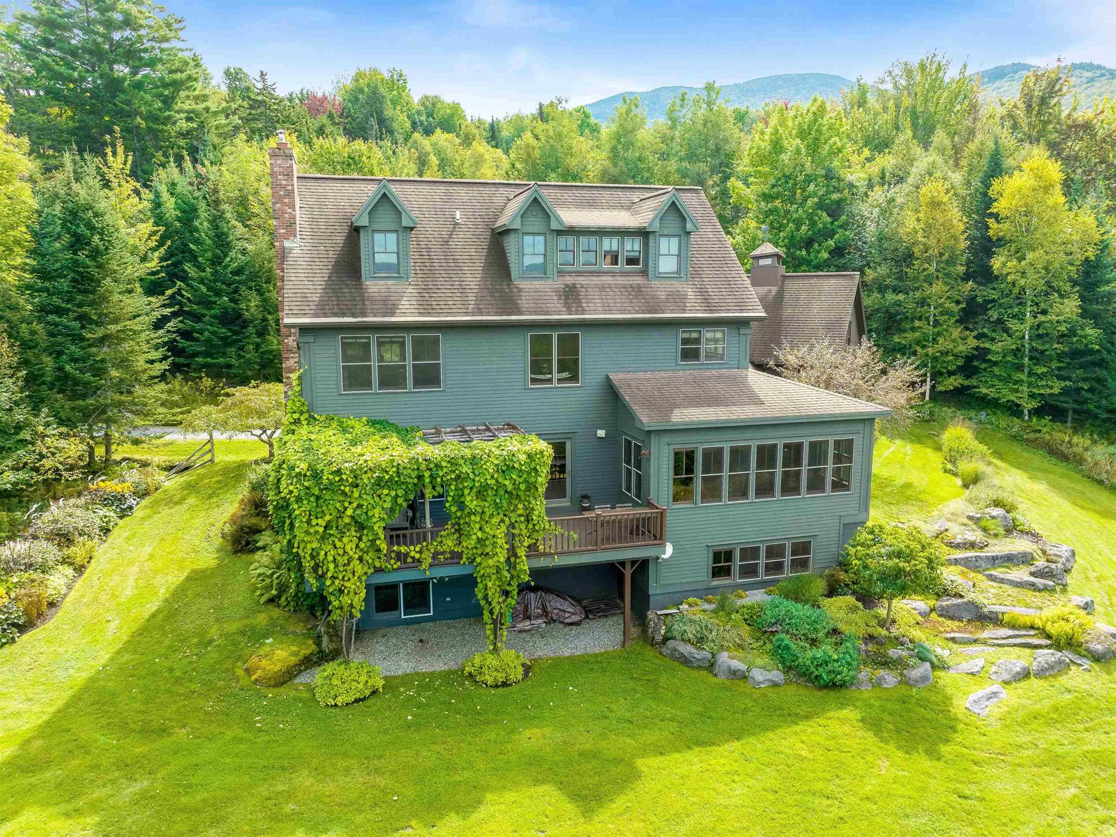 270 Putnam Forest Road, Stowe