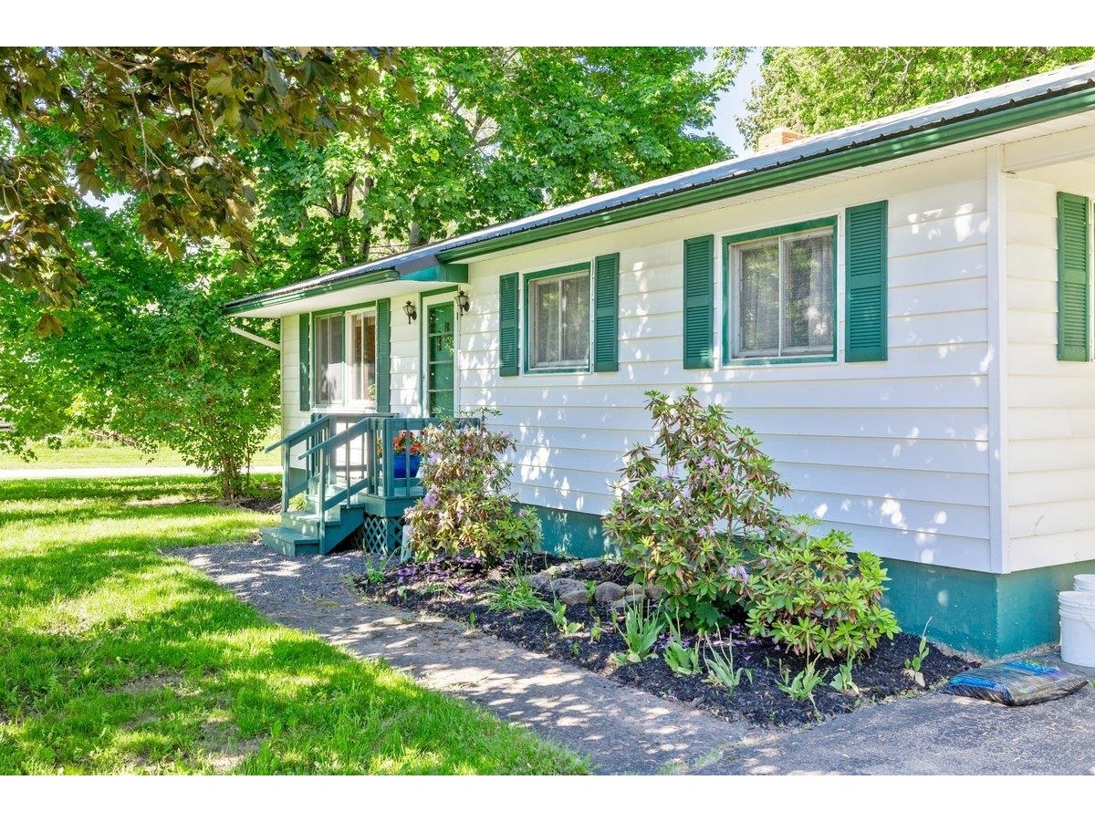 270 Winters Lane