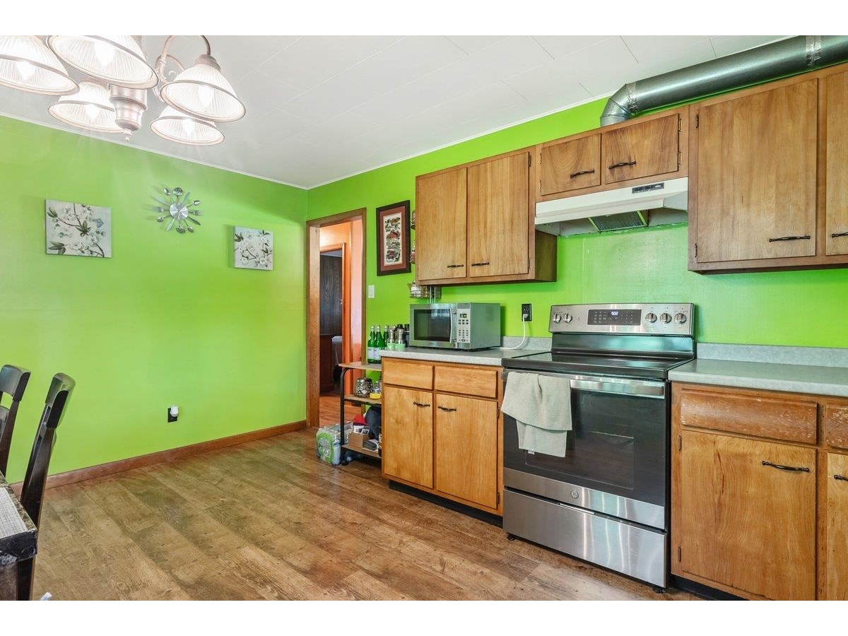 270 Winters Lane