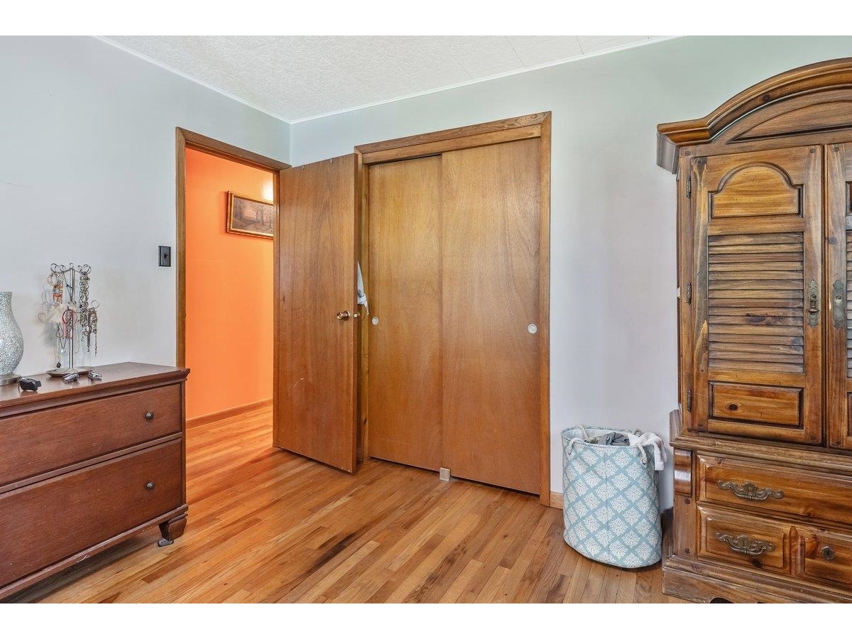 270 Winters Lane