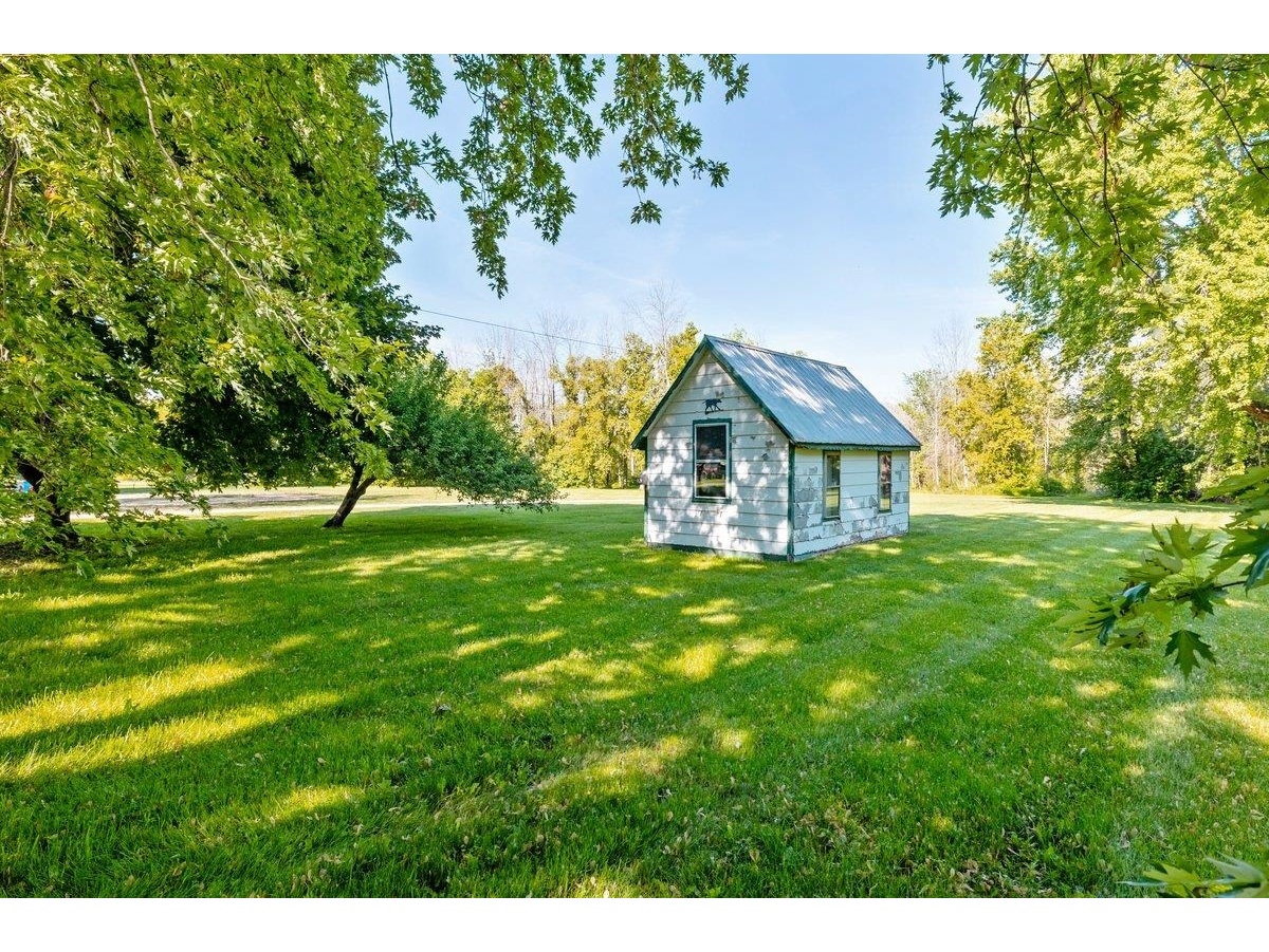 270 Winters Lane