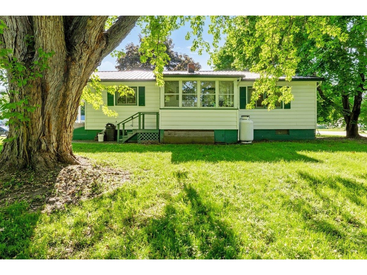 270 Winters Lane