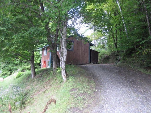 2704 Dog Pond Road