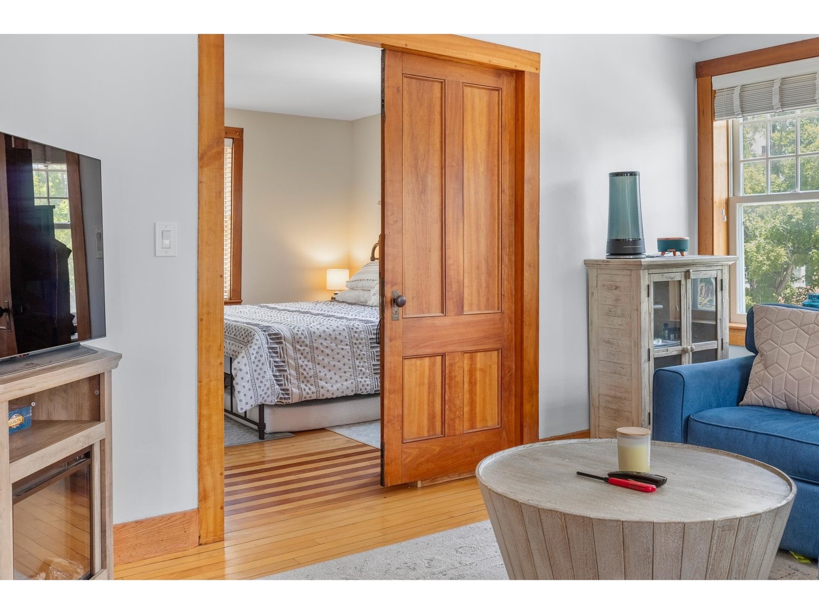 2706 East Woodstock Road