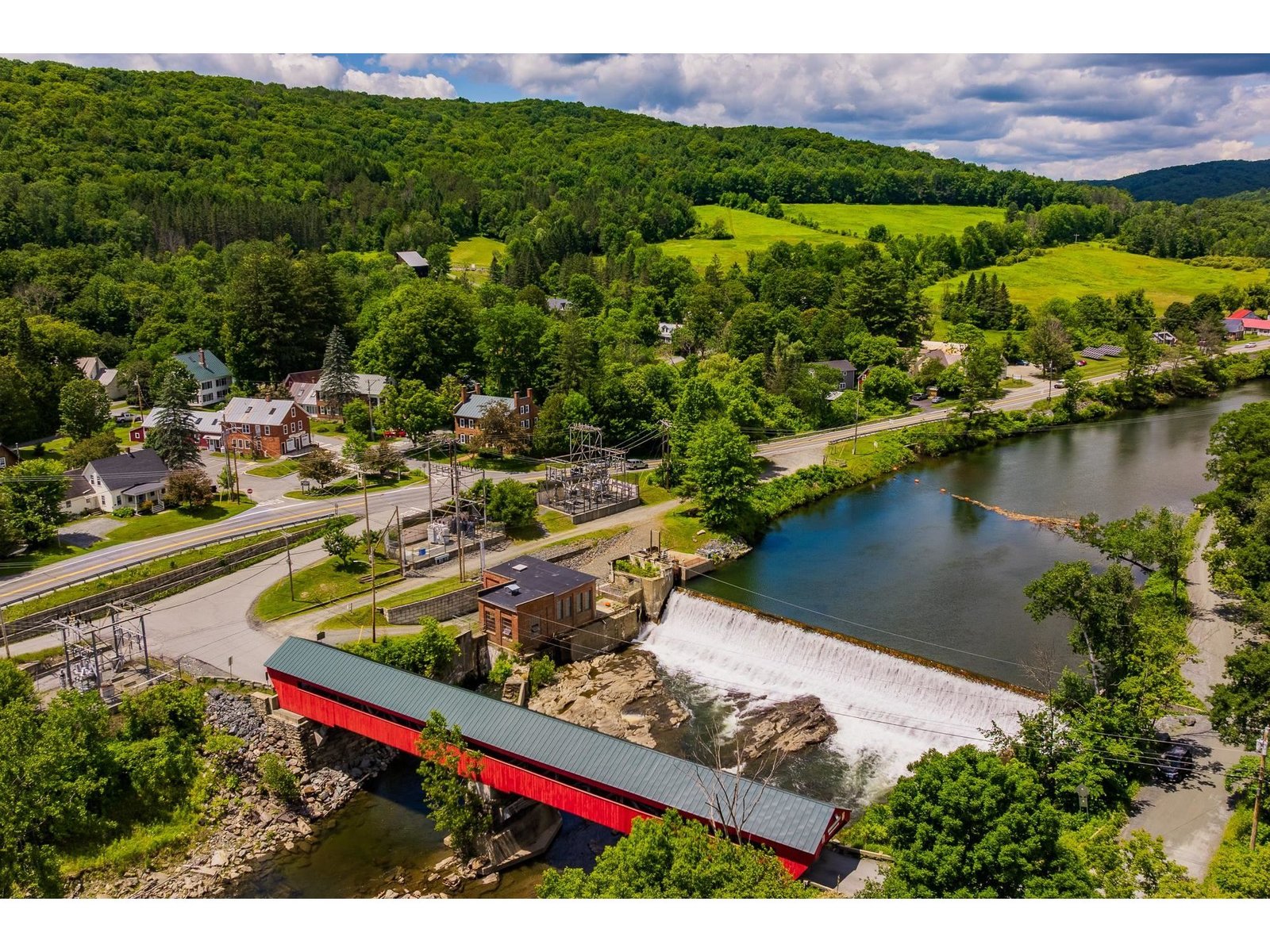 2706 East Woodstock Road