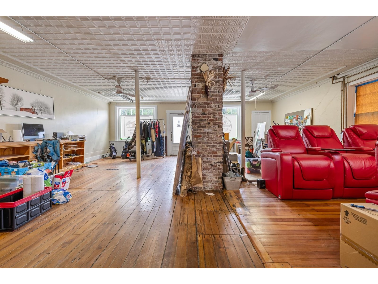 2706 East Woodstock Road