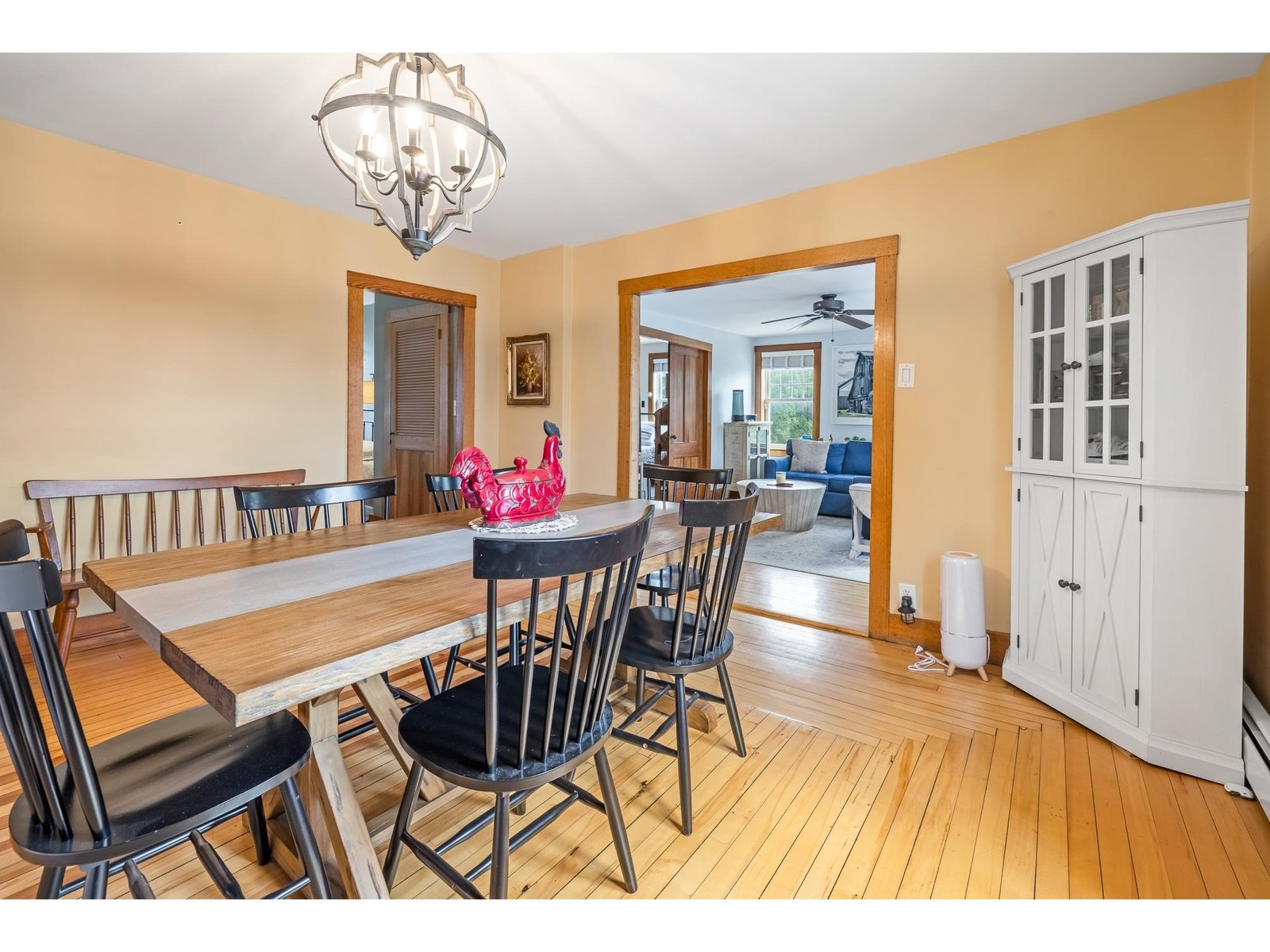2706 East Woodstock Road