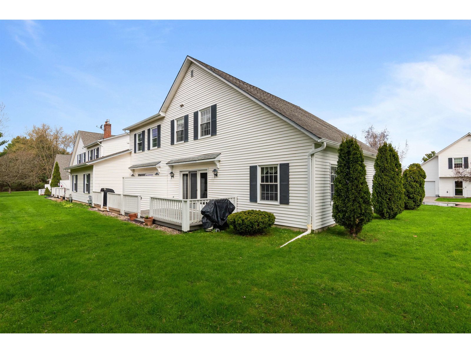 271 Eastview Circle, Unit 271