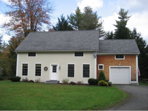 271 Sallies Ln