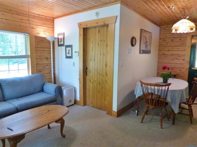 272 West Hill Road