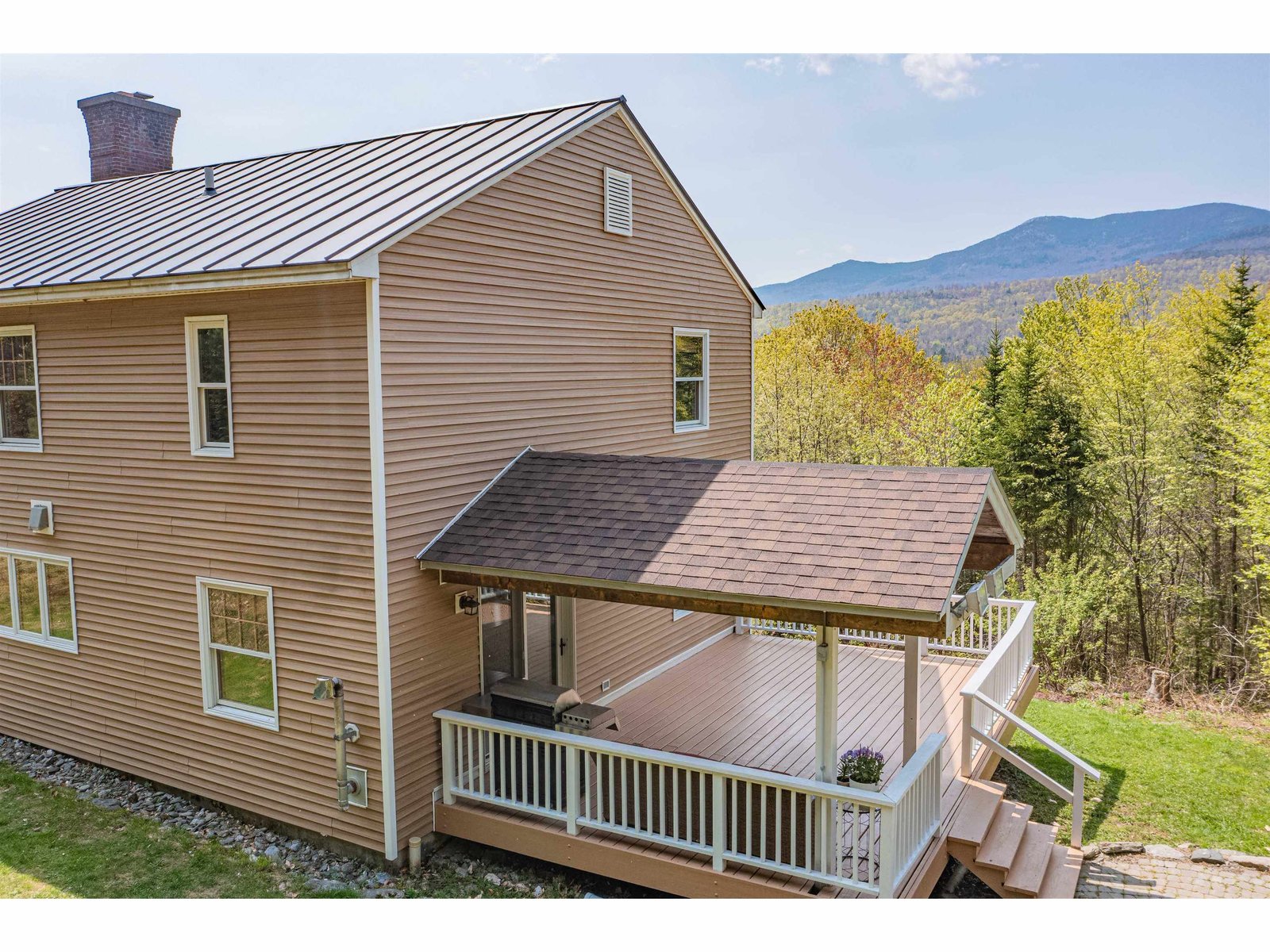 272 West Hill Road